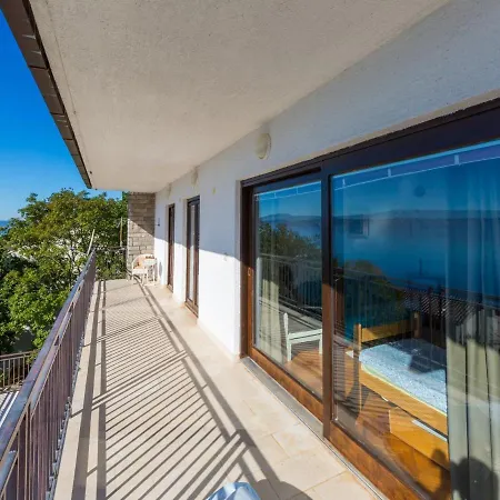 Renata Appartement Povile