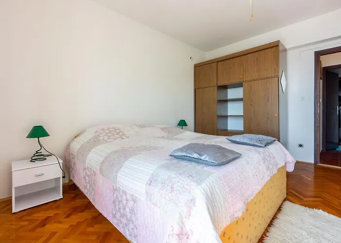 Renata Apartment Povile